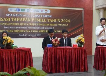 Simulasi Debat ‘Capres-Cawapres’, Cara Kreatif SMANUSA Gresik Sosialisasikan Pemilu 2024