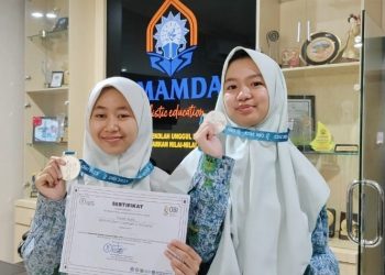 Dua Siswi SMA Muhammadiyah 2 Sidoarjo Raih Prestasi OBI Nasional 2023