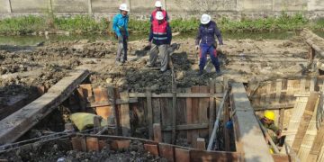 Sempat Terkendala Hujan, Perumda Giri Tirta Targetkan Perbaikan Pipa Bocor Selesai Pekan Ini