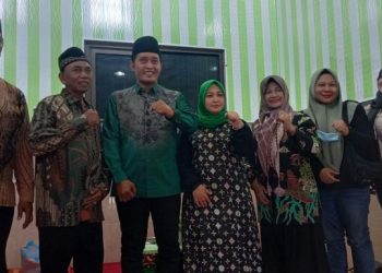 Silaturrahim ke Rumah Hj Lilik, Gus Farid Ingin Lolos di Dapil Gresik-Lamongan