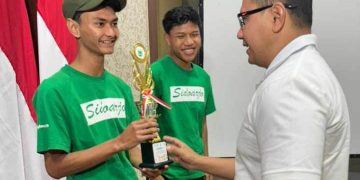 Siswa SMAN 3 Juara I Piala Wali Kota Batu di Kejurprov Bridge Jatim 2023