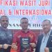 Pertama dari Gresik, Tito Kadarisman Lulus Sertifikasi Wasit IBCA MMA Internasional