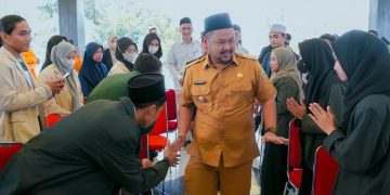 Sambut Generasi Emas 2045, Baznas Gresik Salurkan Ratusan Juta untuk Beasiswa Mahasiswa Produktif