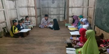 Akhir Tahun Berkah dengan Mewujudkan Mushola Layak di Pelosok Probolinggo