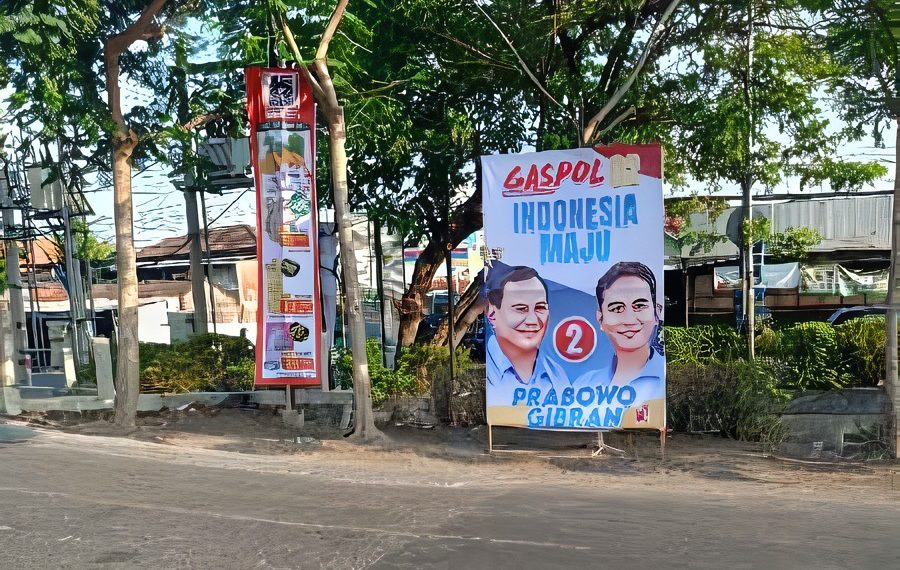 Pemimpin Berpengalaman, Warga Jatim Kompak Beri Dukungan Lewat Baliho Gaspol Prabowo-Gibran