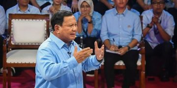 Unggul di Debat Perdana, Pengamat: Prabowo Tenang Lugas Beri Jawaban Tegas