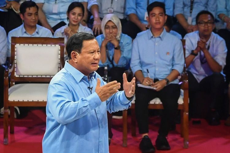 Unggul di Debat Perdana, Pengamat: Prabowo Tenang Lugas Beri Jawaban Tegas