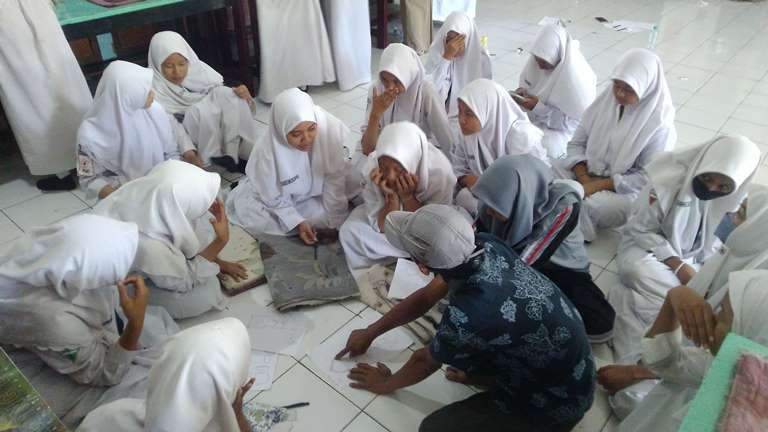 Proses pembelajaran membuat pola