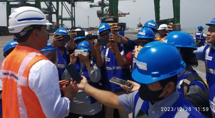 Terminal Teluk Lamong Percepat Layanan, David: Kapal Tiba Langsung Bongkar