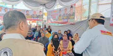 Bambang Haryo Bersama TKD Prabowo-Gibran Gelar Cek Kesehatan Gratis di Pasar Tulangan Baru