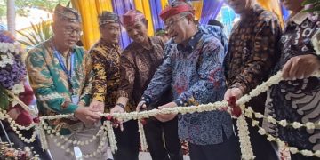 SMAMDA Sidoarjo Launching Perpustakaan Modern Fasilitasi Digitalisasi