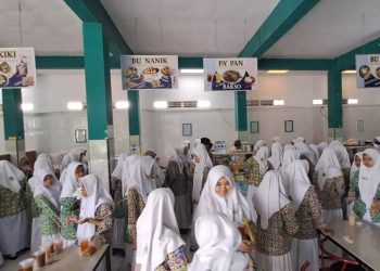 Kantin MAN Jadi Percontohan Kantin Sekolah Tersertifikasi Halal Kementerian Agama RI