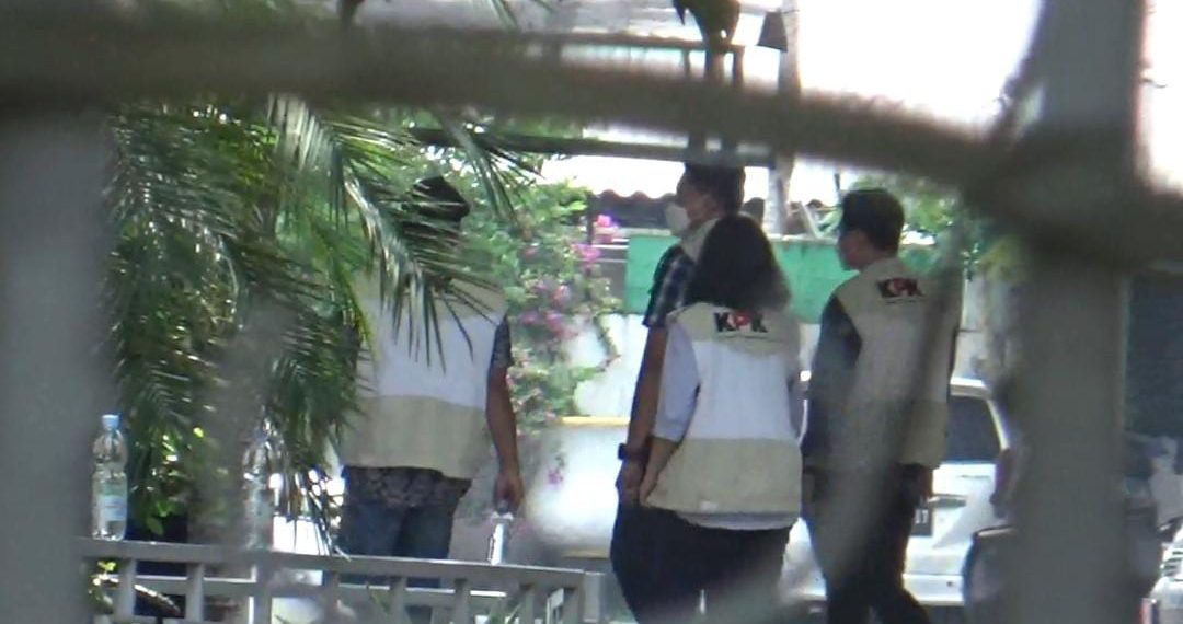 Seminggu Paska OTT BPPD, KPK Geledah Rumah Dinas Bupati Sidoarjo