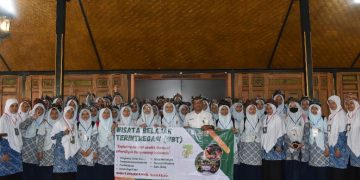 Siswa SMPIT Insan Kamil Lakukan Eksplorasi Kekayaan Alam Terintegrasi di Banyuwangi