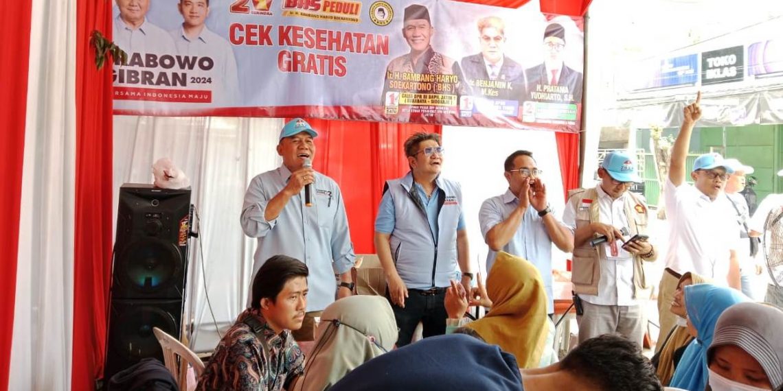 Wujudkan Masyarakat Sehat, Gelar Pemeriksaan Kesehatan Gratis di Pasar Sukolegok
