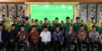 Pelantikan Pergunu, Bupati Sidoarjo Ajak Guru Aktif Cetak SDM yang Berkualitas