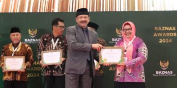 Baznas Award 2024, Bupati Gresik Dinobatkan sebagai Kepala Daerah Pendukung Gerakan Zakat