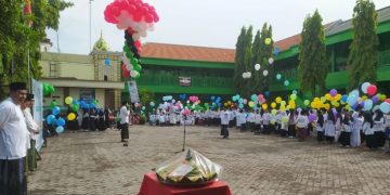 Meriah, Gebyar Harlah ke-68 Madrasah Tsamrotul Ulum Tajungwidoro, Mengare Gresik