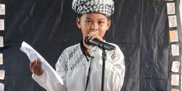 Waow … Saat Ujian Praktik, Siswa SD Kreatif Menganti ini Bergaya ala Tokoh Muhammadiyah