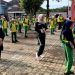 Mahasiswa UMM Kompak Senam Klewer-klewer bersama Siswa dan Wali Siswa SDN 1 Selorejo