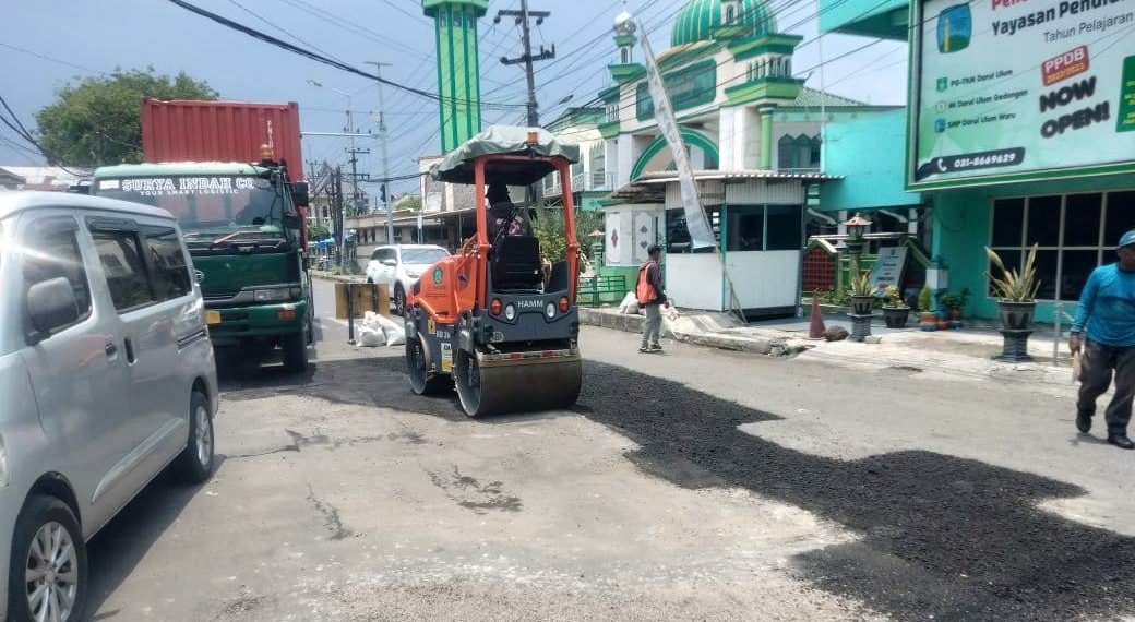 Bupati Sidoarjo Gercep Tuntaskan Perbaikan Jalan 39 Ruas Titik