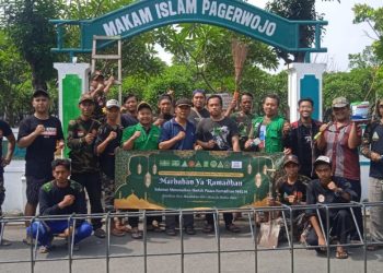 Jelang Ramadan 1445 H GP Ansor Pagerwojo Lakukan Bersih Desa