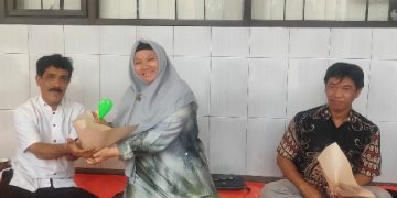 SMK (CEO) YPM 8 Sidoarjo Isi Megengan Dengan Berbagi Sesama