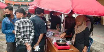 Siswa SMK YPM 8 Praktik Berwirausaha Melalui Bazar Ramadhan