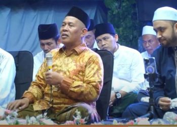 Ngaji Bareng KH Marzuki Mustamar dan Bersholawat bersama Habib Haidar di Masjid Baitul Amin Sumurber