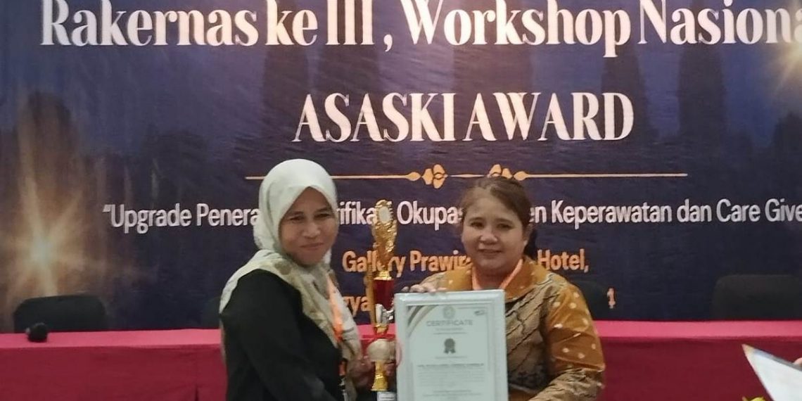 SMK Mitra Sehat Mandiri Sidoarjo Raih Inovasi Terunggul Nasional Bidang Asisten Keperawatan