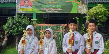 Siswa MIN Sidoarjo Borong Piala ‘Islamic Festival 2024’ SMP Sepuluh Nopember