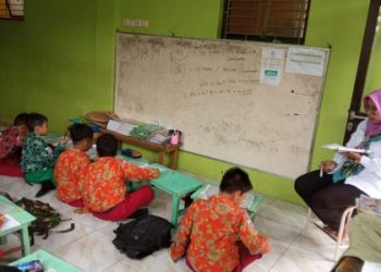 Pemkab Sidoarjo Fokus Betonisasi Jalan, Infrastruktur Pendidikan Terabaikan