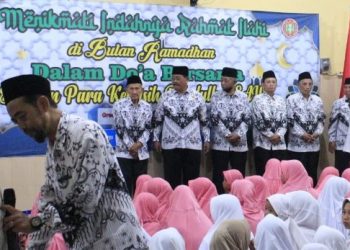 Hadirkan Ratusan Anak Yatim Piatu, SMK PGRI Gresik Gelar Doa Bersama Kekasih Rasulullah