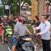 Forum Komunikasi Anggota Peradi Sidoarjo Berbagi Takjil Untuk Pengguna Jalan
