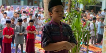 SD Khazanah Ilmu Simulasikan Shalat Idul Fitri 1445 H