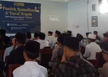 SMP Muhammadiyah 7 Cerme Gembleng Karakter Siswa lewat Training Centre Darul Arqom dan Pondok Ramadan