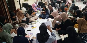 Melihat Kehidupan ‘Pondok Pesantren’ di SMA Negeri 1 Tarik