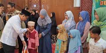 Perguruan Islam ‘Raudlatul Jannah’ Berbagi 700 Paket Sembako