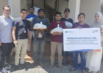 BRI Branch Office Sidoarjo Berbagi Paket Sembako Melalui Yayasan Insan Kurnia