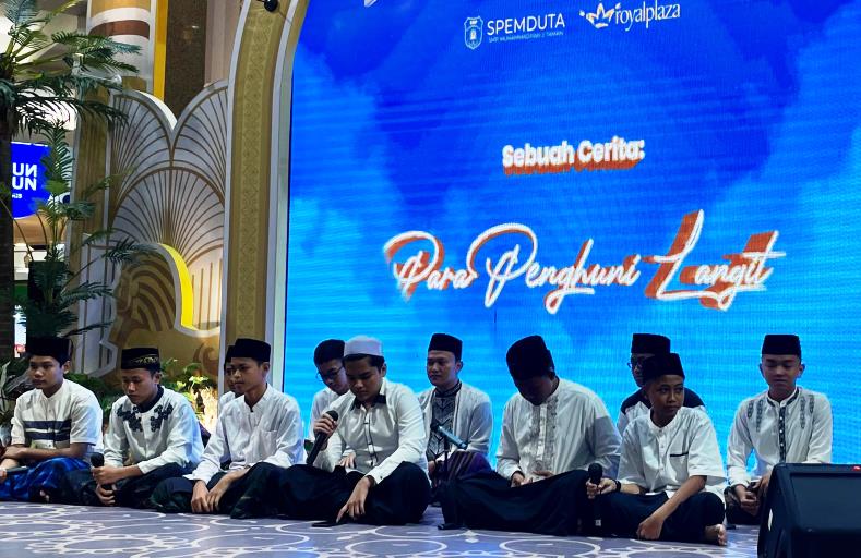 Siswa SMP Muhammadiyah 2 Taman Gelar Pertunjukan ‘Para Penghuni Langit’