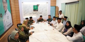 Ada Mas Iin Dipendaftaran Abah Usman Sebagai Cabup Sidoarjo Melalui PKB