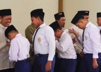 Senyum Kebahagiaan Hiasi Halal Bihalal Santri – Asatidzah Ponpes Refah Islami