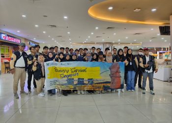 Siswa SMA SAIM ‘Backpacker-an’ ke Singapura