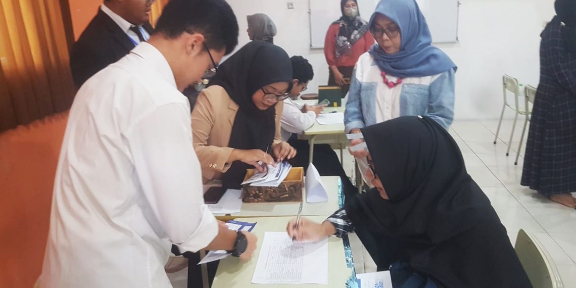 Student Company SMA SAIM Raih Laba 88%