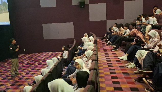 Luar Biasa… Film Karya Siswa SMP Sepuluh Nopember Diputar di Cineplex Platinum