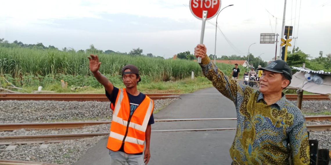 Bambang Haryo Minta Pemerintah Perhatikan Perlintasan KA Sebidang Tanpa Palang Pintu