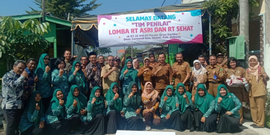 Dua Kategori Lomba RT Se Kabupaten Sidoarjo Diwakili RT 25 Perum Griya Kartika Desa Cemandi