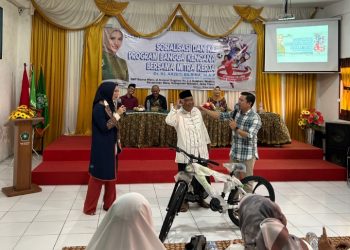 BKKBN dan DPR RI Beri Pencerahan 1000 HPK Pada Warga Waru