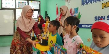 Ratusan Ibu dan Anak Ramaikan Lomba Mewarnai di SDN Sidokepung 2 Buduran