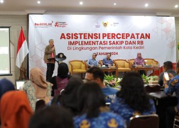 Pj Walikota Kediri Tutup Asistensi Percepatan Implementasi SAKIP Secara Virtual